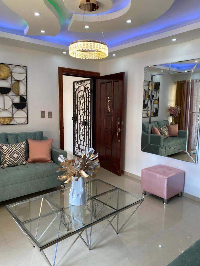 Vip Home Сантьяго-де-лос-Кабальерос Экстерьер фото