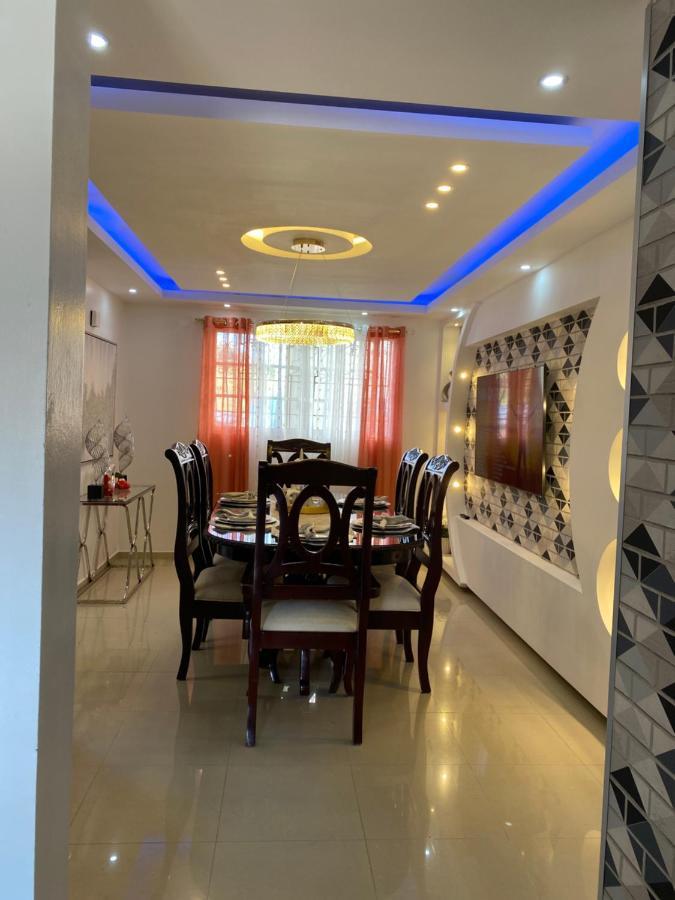 Vip Home Сантьяго-де-лос-Кабальерос Экстерьер фото